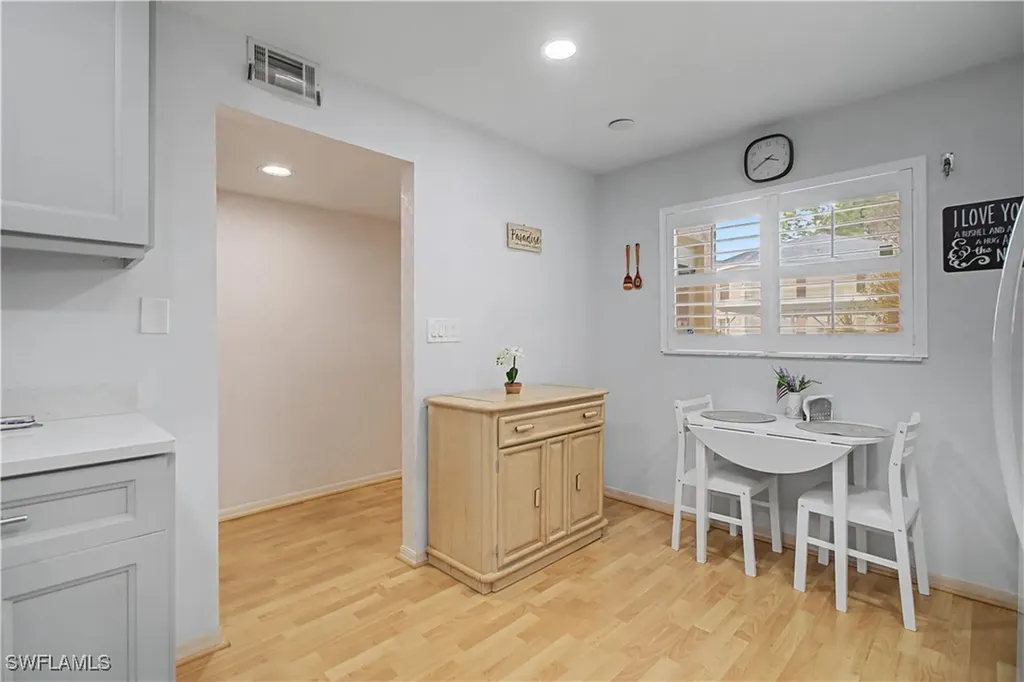 741 Landover Circle Naples FL 34104