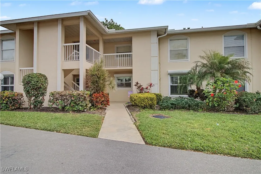 741 Landover Circle Naples FL 34104