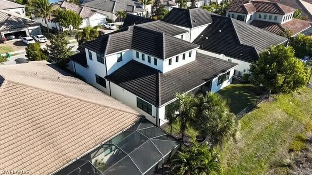 9336 Glenforest Drive Naples FL 34120