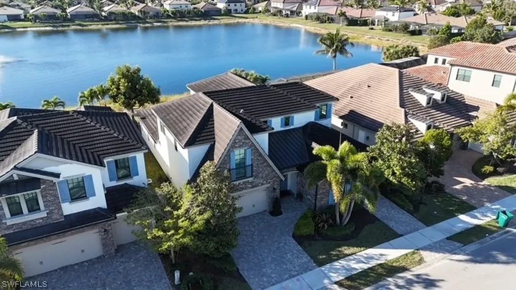 9336 Glenforest Drive Naples FL 34120