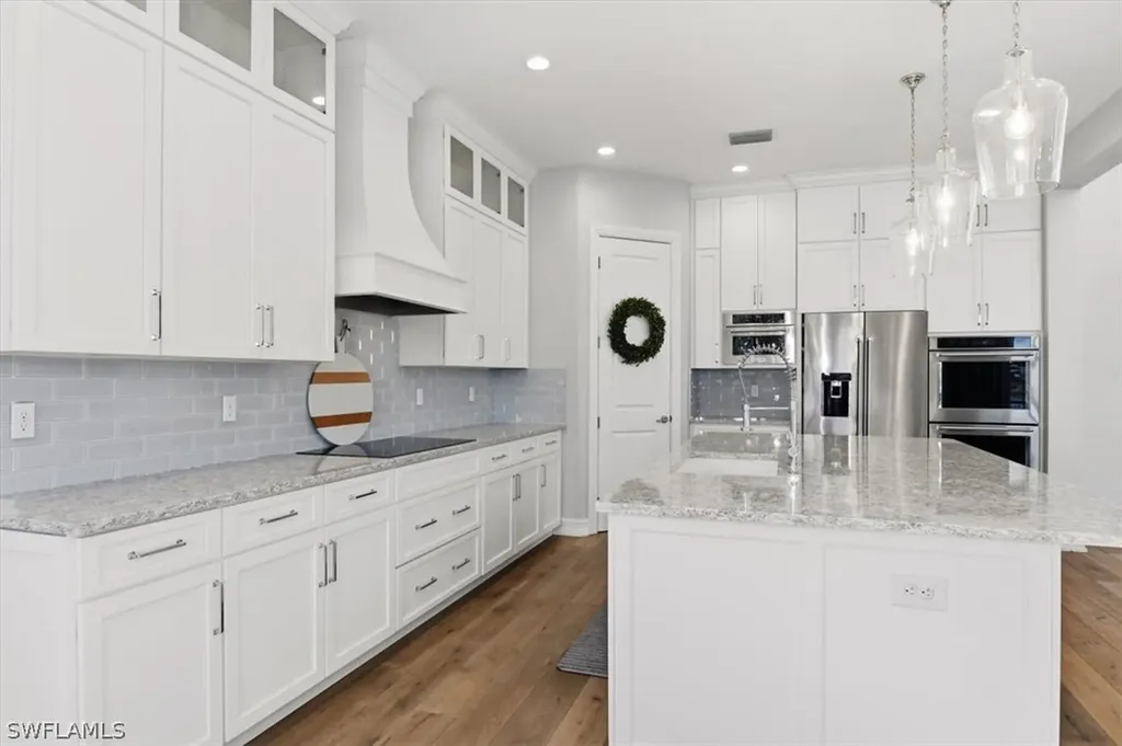 9336 Glenforest Drive Naples FL 34120