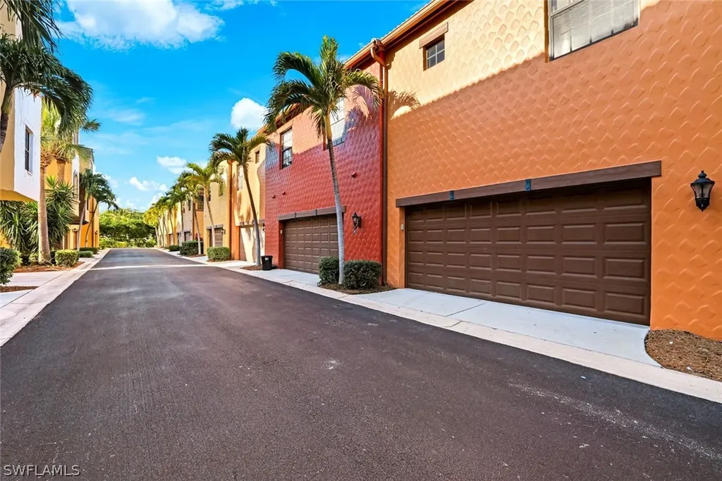 9072 Rialto Street Naples FL 34113
