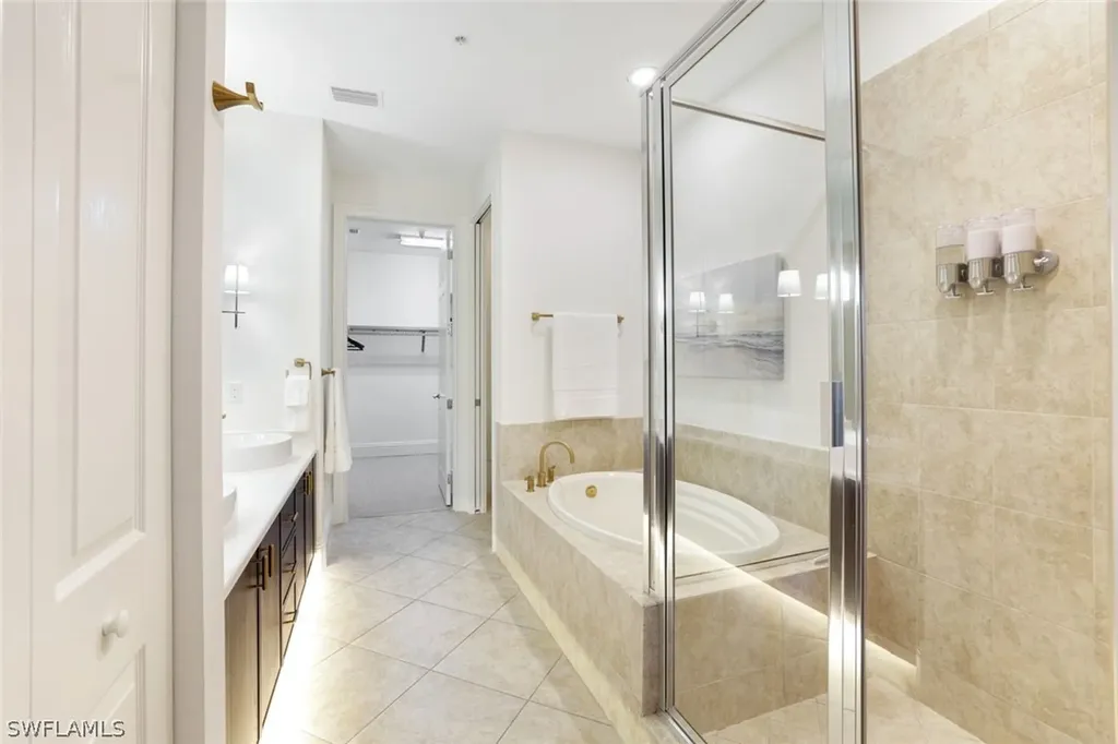 9072 Rialto Street Naples FL 34113