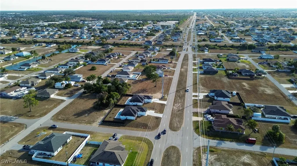 401 Kismet Parkway E Cape Coral FL 33909