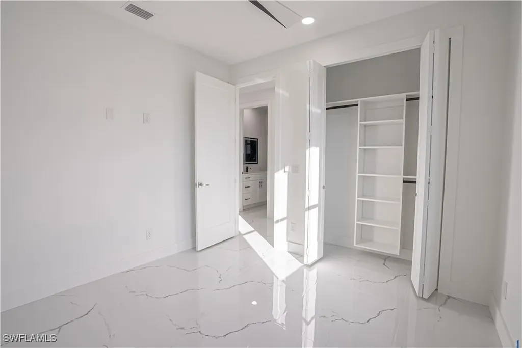 401 Kismet Parkway E Cape Coral FL 33909
