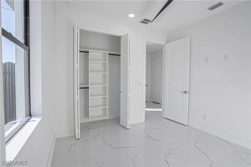 401 Kismet Parkway E Cape Coral FL 33909