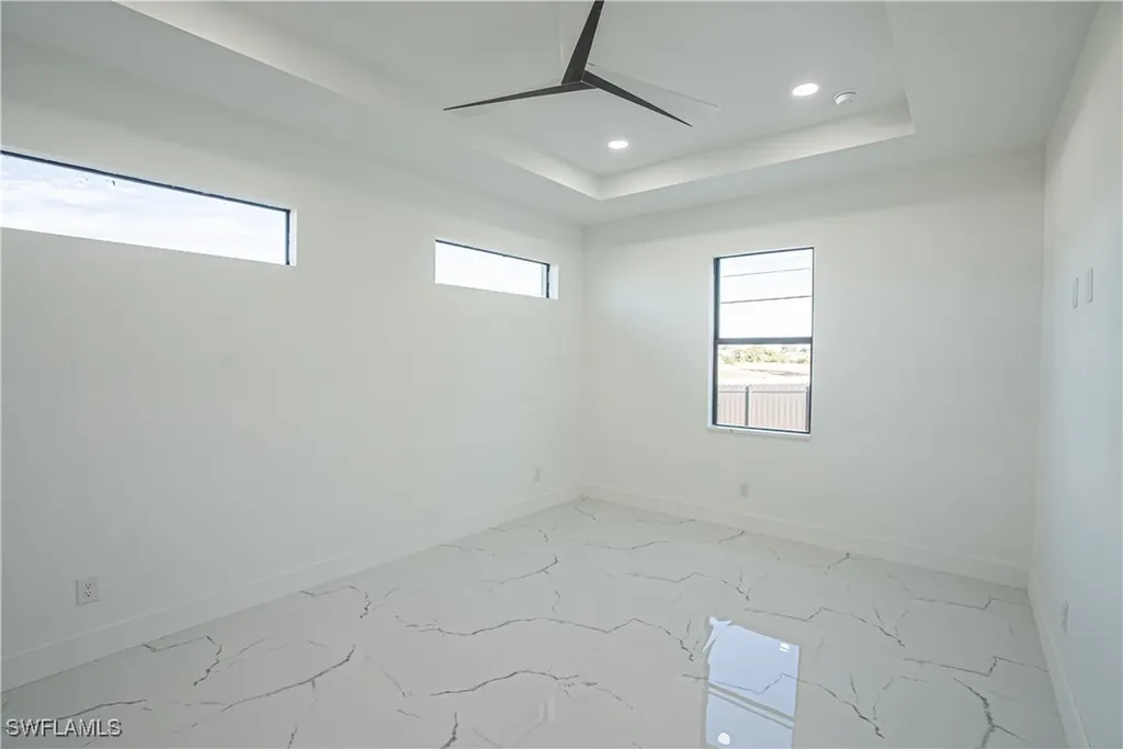 401 Kismet Parkway E Cape Coral FL 33909