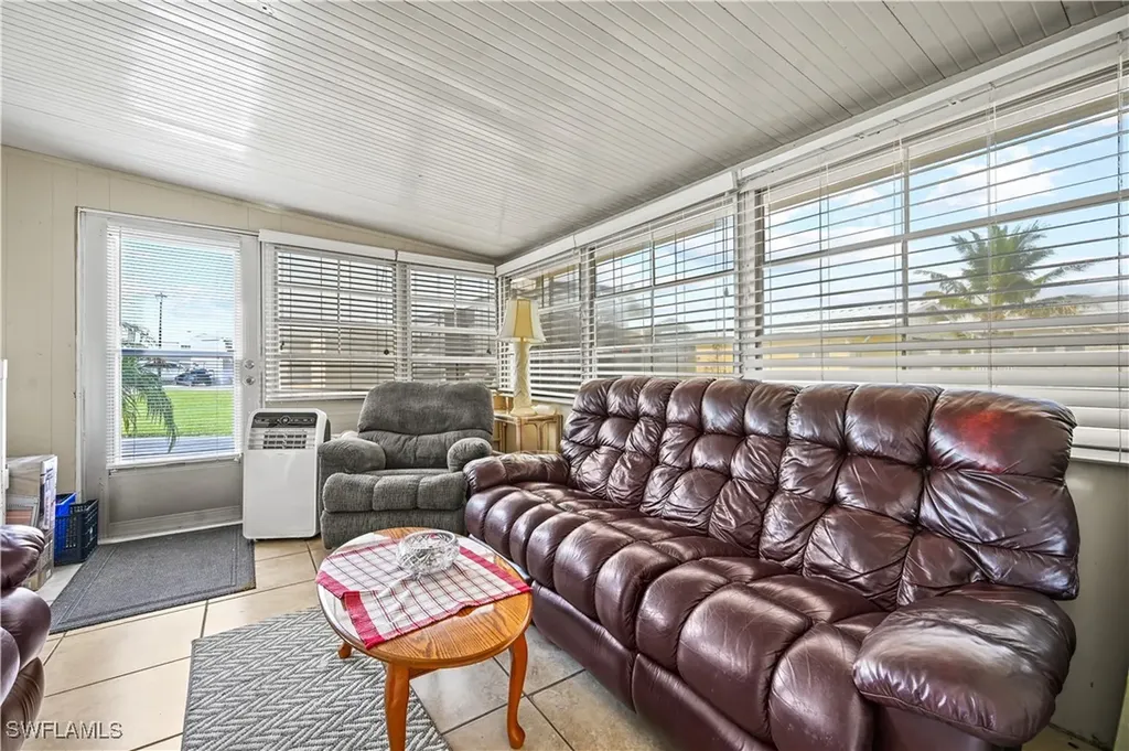 11641 Cardiff Drive Fort Myers FL 33908