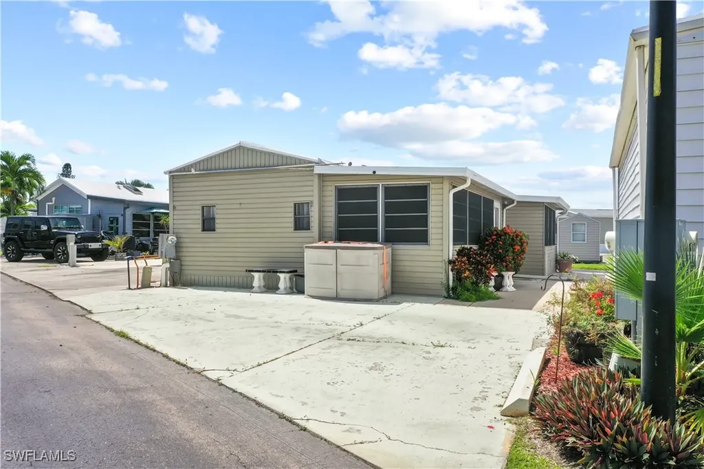 11641 Cardiff Drive Fort Myers FL 33908