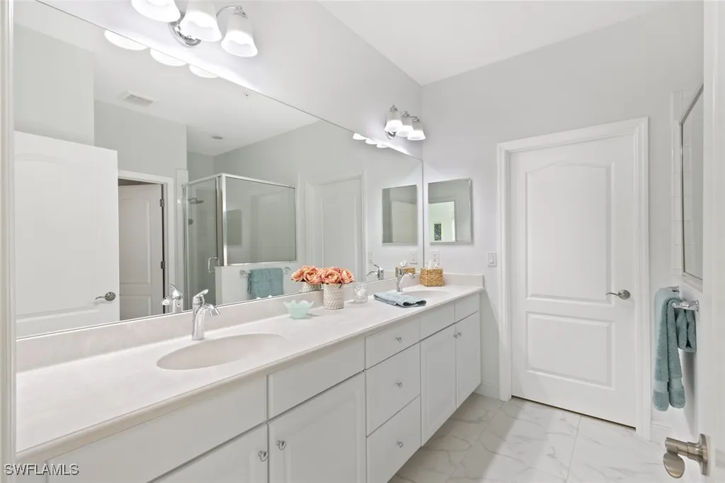 6973 Avalon Circle Naples FL 34112