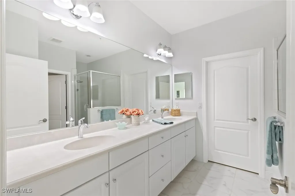 6973 Avalon Circle Naples FL 34112