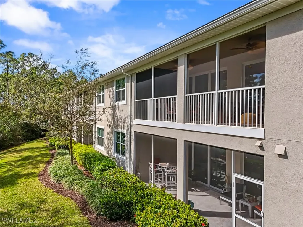 6973 Avalon Circle Naples FL 34112