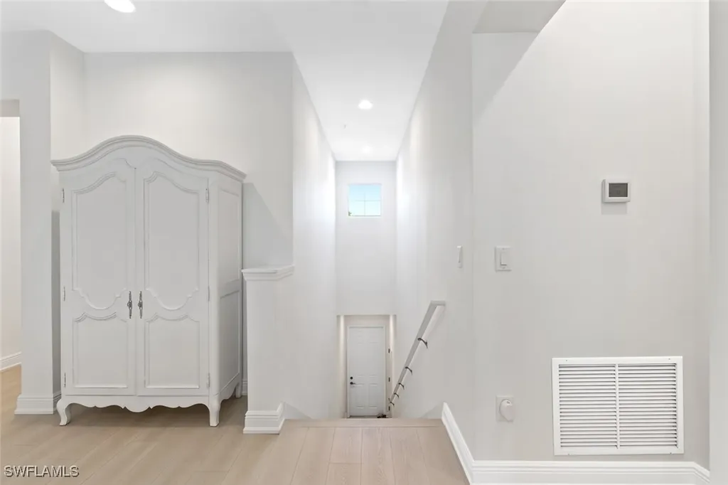 6973 Avalon Circle Naples FL 34112