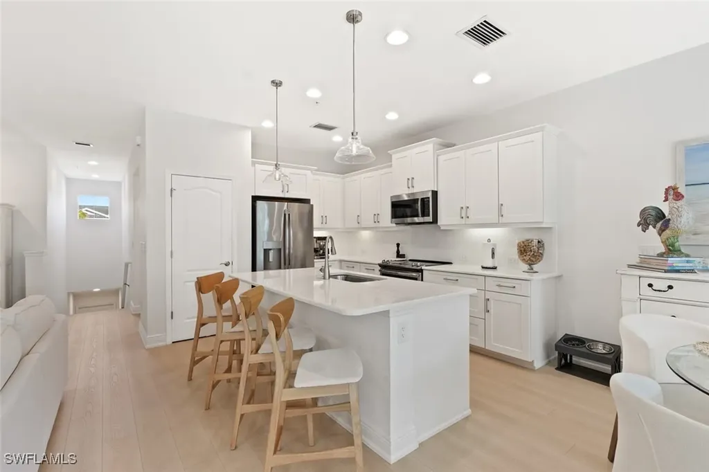 6973 Avalon Circle Naples FL 34112