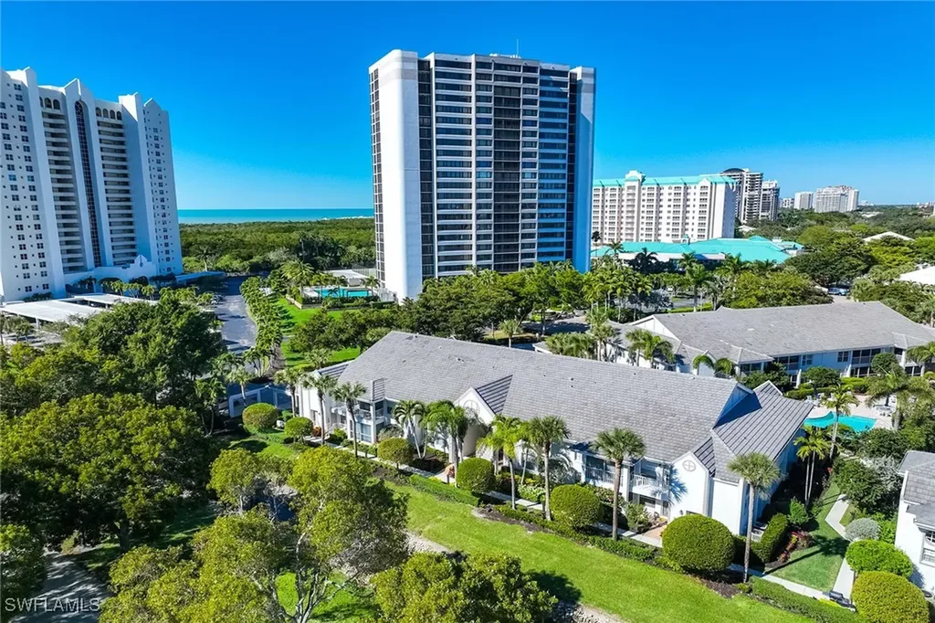 5633 Turtle Bay Drive Naples FL 34108
