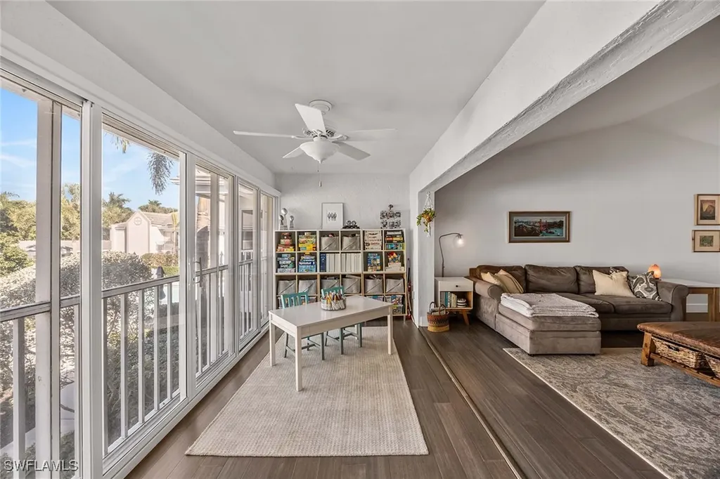 5633 Turtle Bay Drive Naples FL 34108