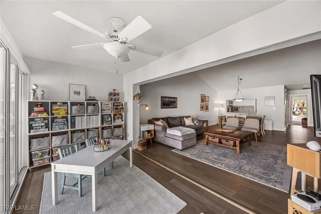 5633 Turtle Bay Drive Naples FL 34108