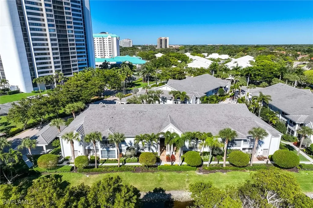 5633 Turtle Bay Drive Naples FL 34108