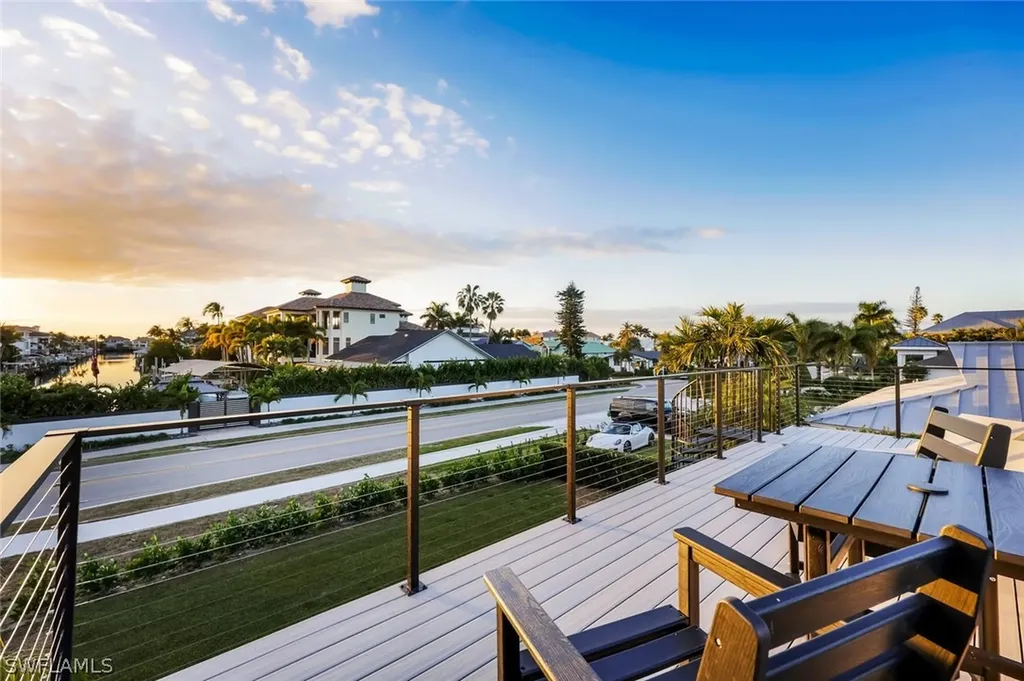10002 Vanderbilt Drive Naples FL 34108
