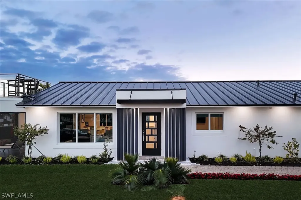 10002 Vanderbilt Drive Naples FL 34108