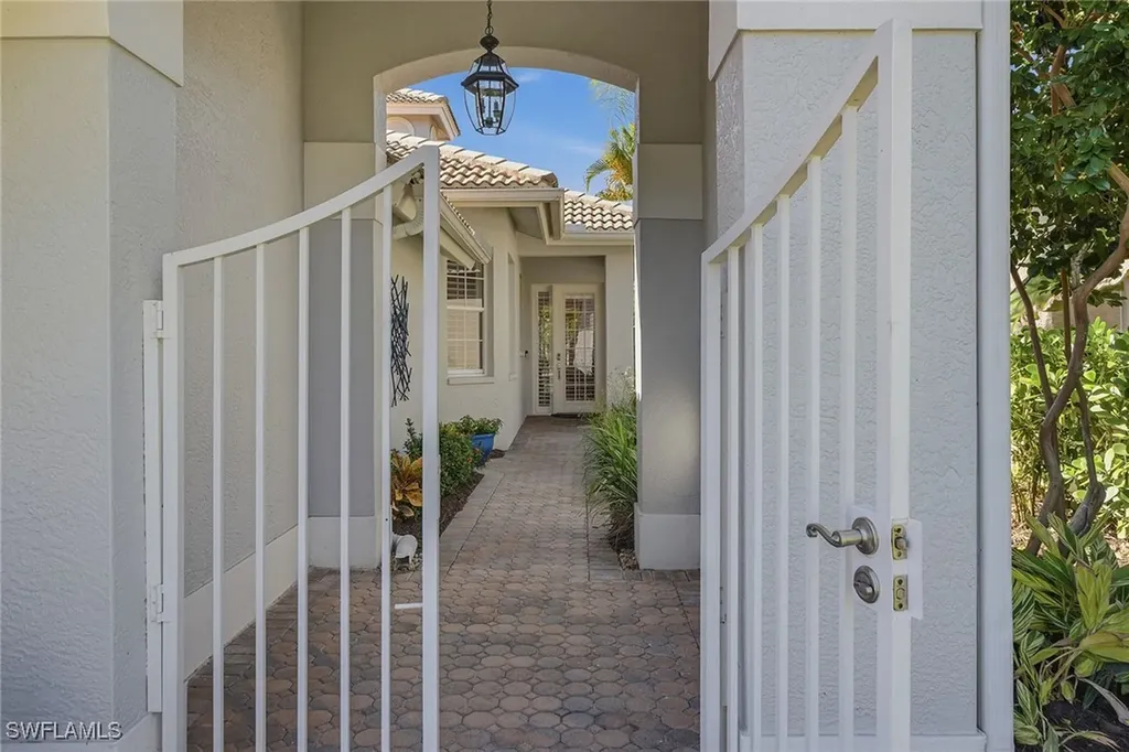 3842 Cotton Green Path Drive Naples FL 34114