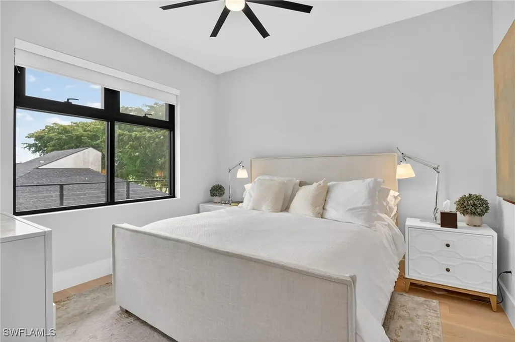 850 Central Avenue Naples FL 34102