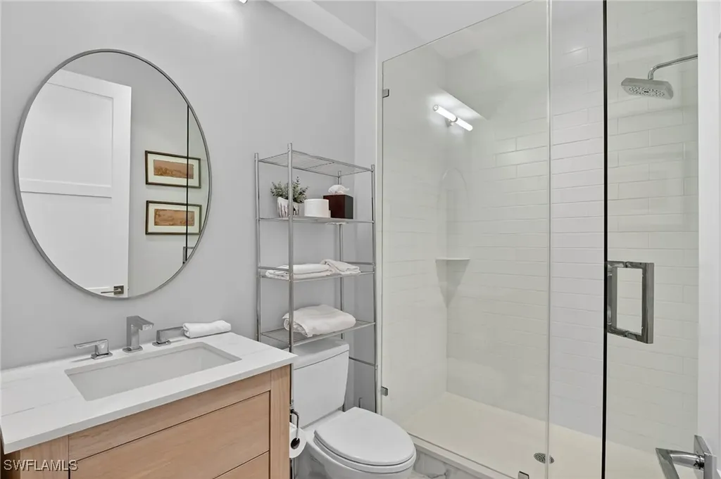 850 Central Avenue Naples FL 34102