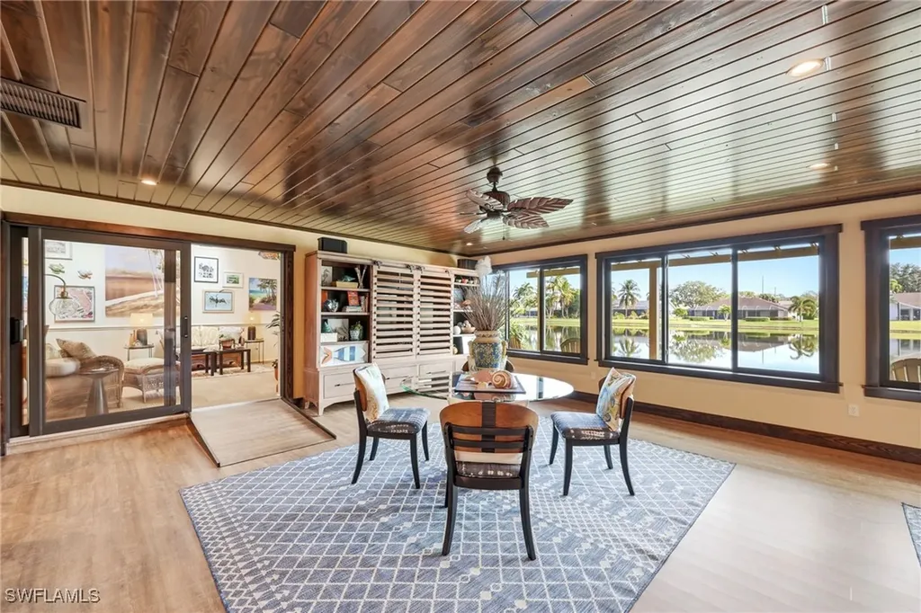 2274 Queens Way Naples FL 34112