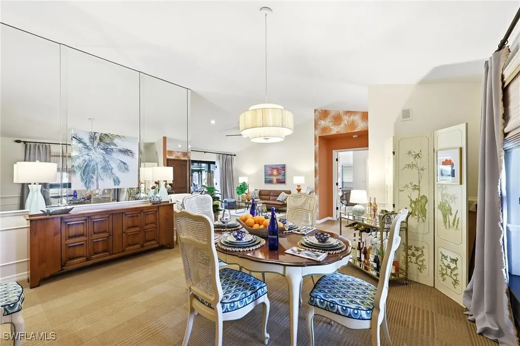 2274 Queens Way Naples FL 34112