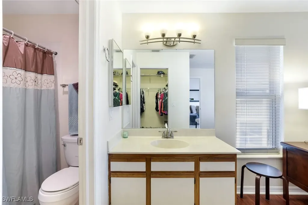 1325 Mainsail Drive Naples FL 34114