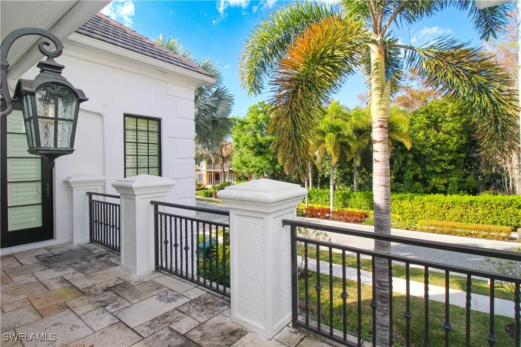 1412 Hemingway Place Naples FL 34103