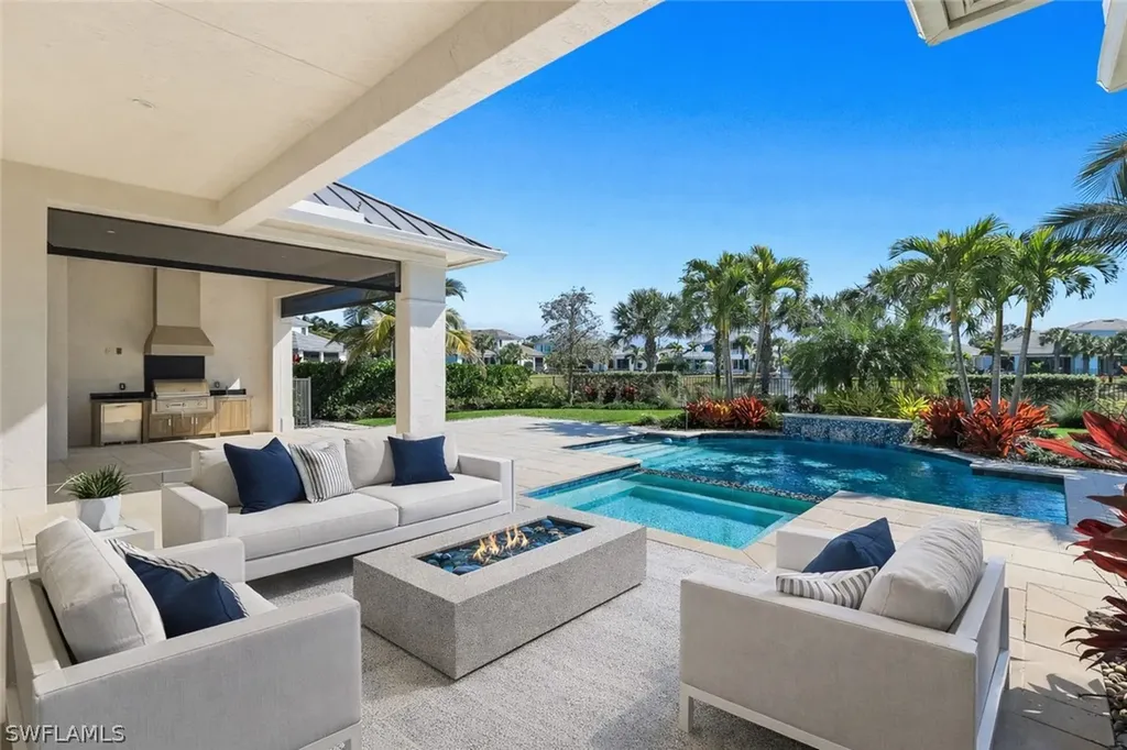 16716 Enclave Circle Naples FL 34110