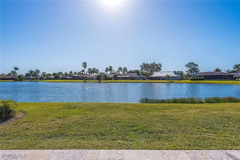 2330 Queens Way Naples FL 34112