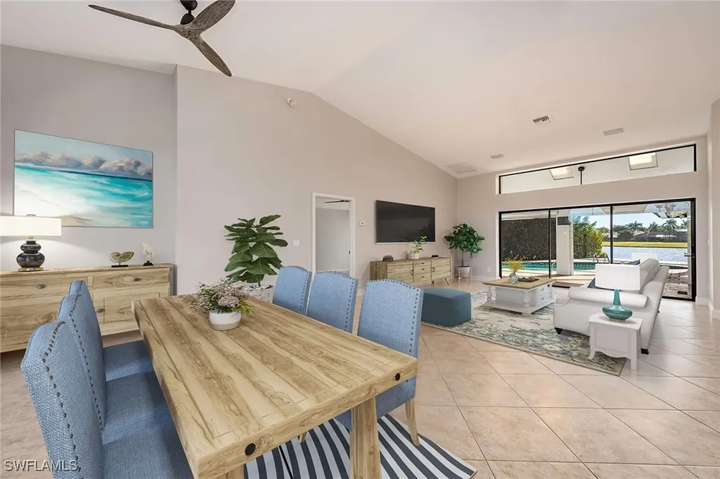 2330 Queens Way Naples FL 34112