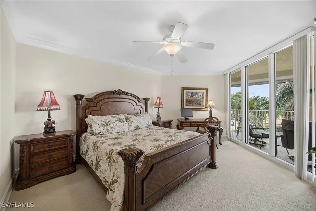 6597 Nicholas Boulevard E Naples FL 34108