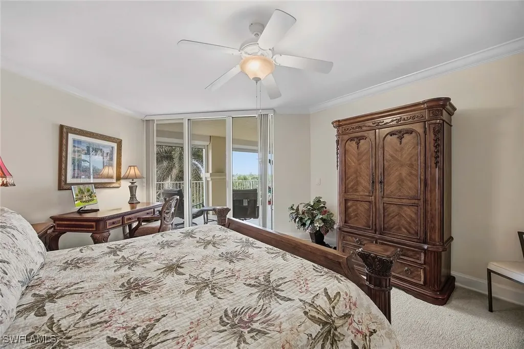 6597 Nicholas Boulevard E Naples FL 34108