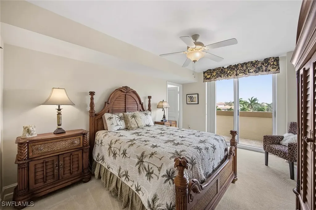 6597 Nicholas Boulevard E Naples FL 34108