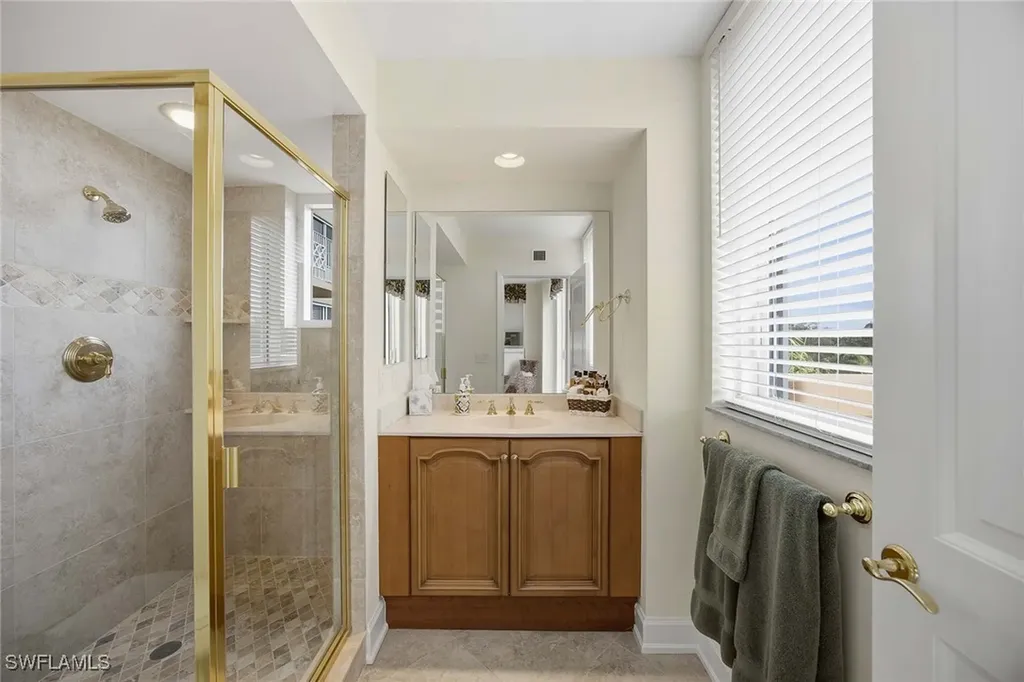 6597 Nicholas Boulevard E Naples FL 34108