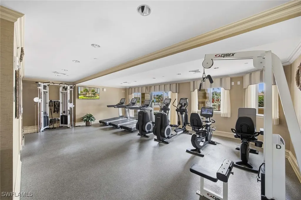 6597 Nicholas Boulevard E Naples FL 34108