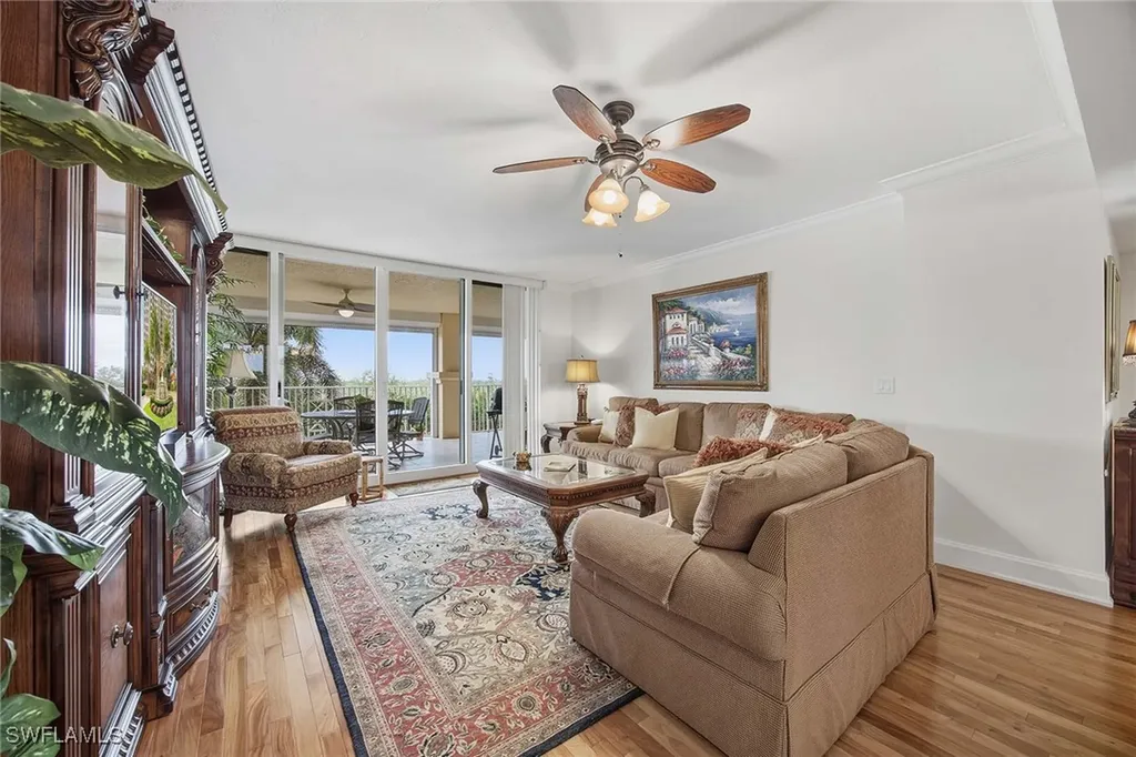 6597 Nicholas Boulevard E Naples FL 34108