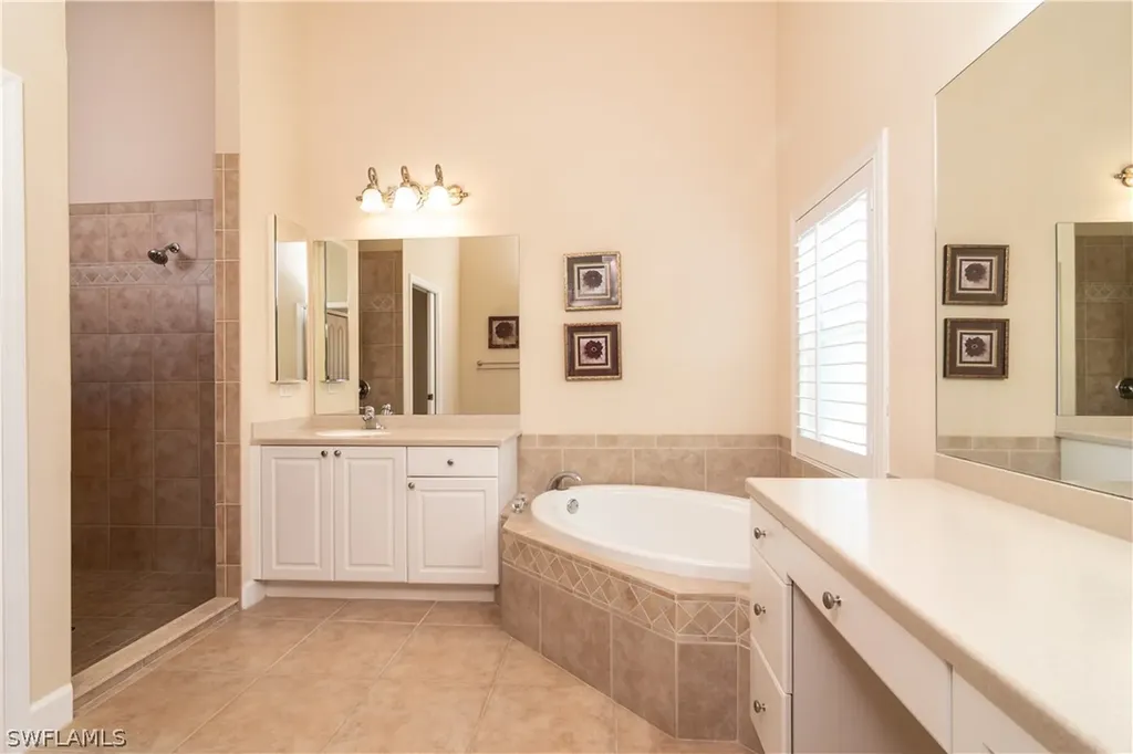 9756 Alhambra Lane Bonita Springs FL 34135