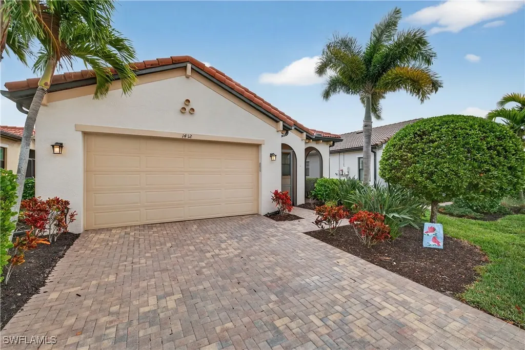 1412 Lucena Lane S Naples FL 34113