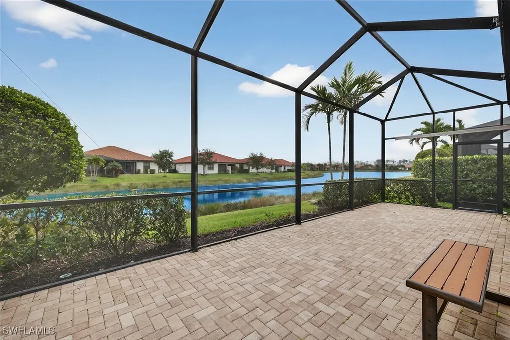 1412 Lucena Lane S Naples FL 34113
