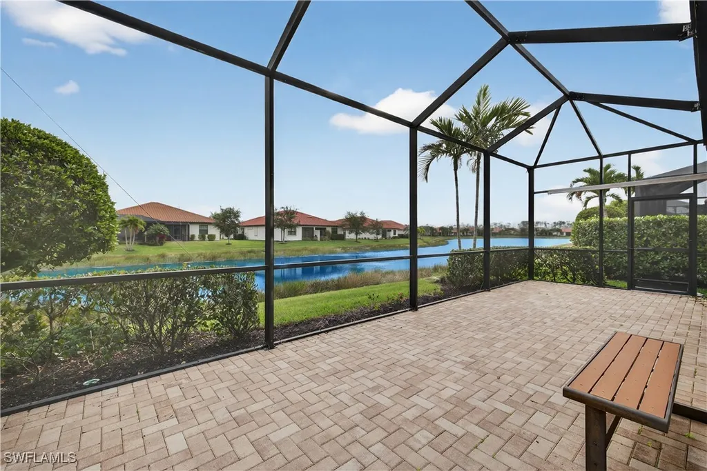 1412 Lucena Lane S Naples FL 34113