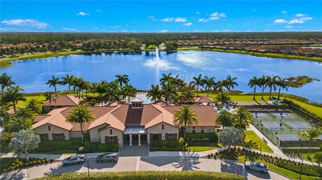 1412 Lucena Lane S Naples FL 34113
