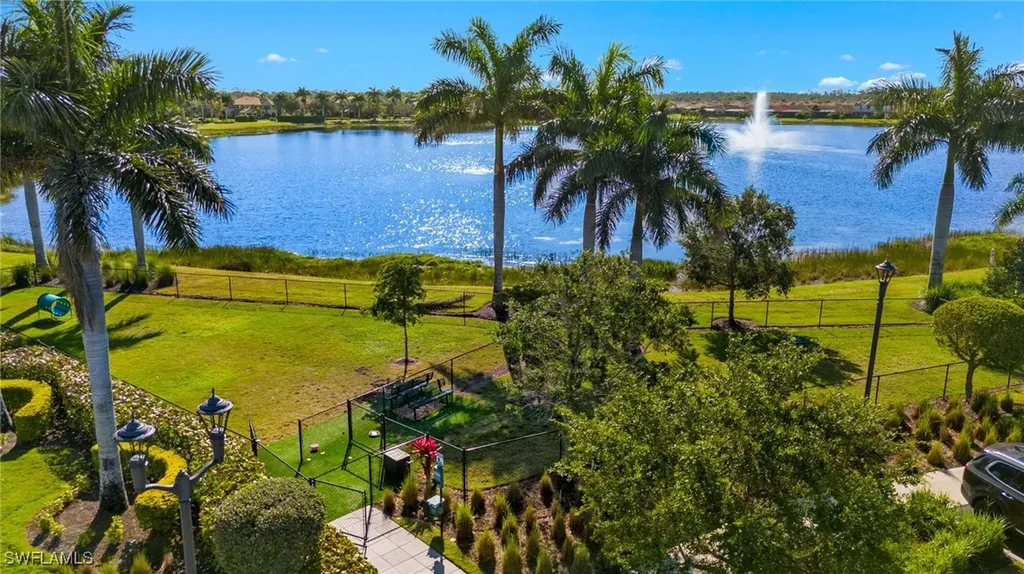 1412 Lucena Lane S Naples FL 34113