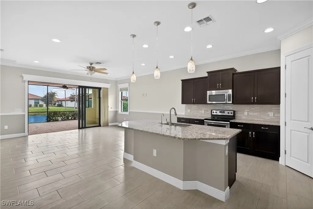 1412 Lucena Lane S Naples FL 34113