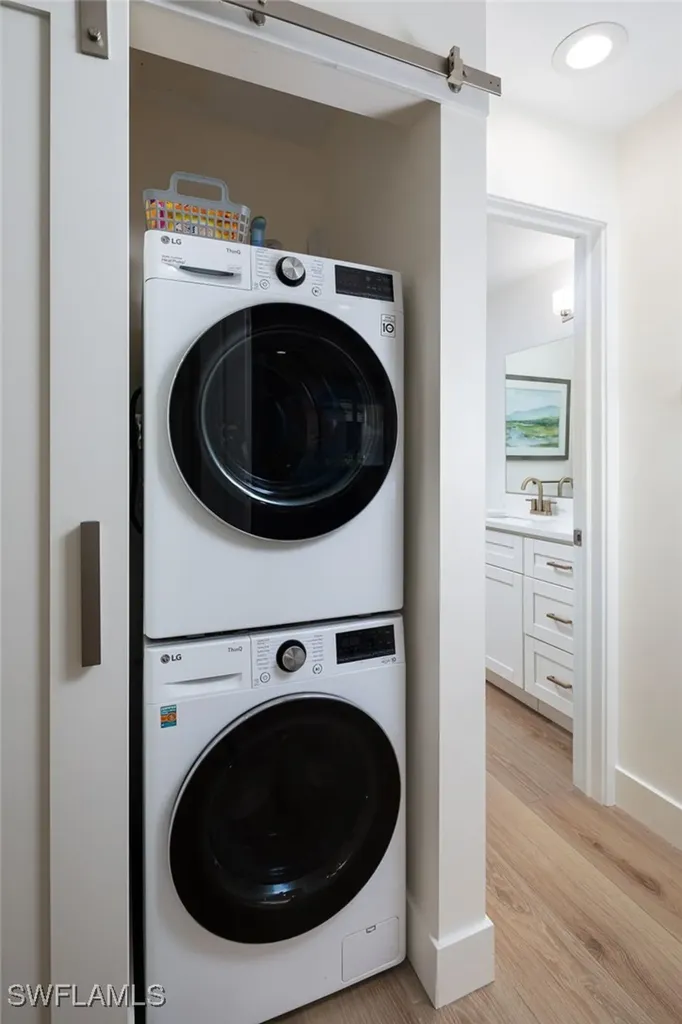 1595 Curlew Avenue Naples FL 34102