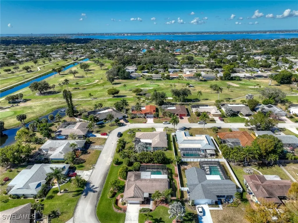 5345 Shalley Circle W Fort Myers FL 33919