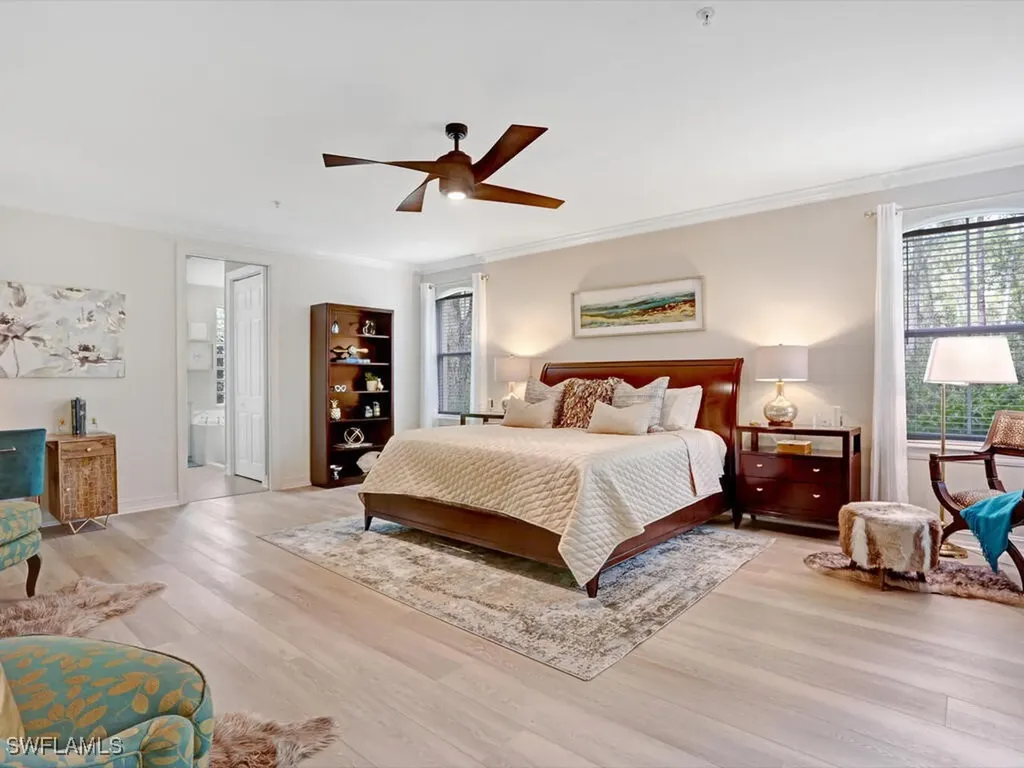 2847 Tiburon Boulevard E Naples FL 34109